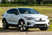 چه کسی ولوو C40 را می خرد؟